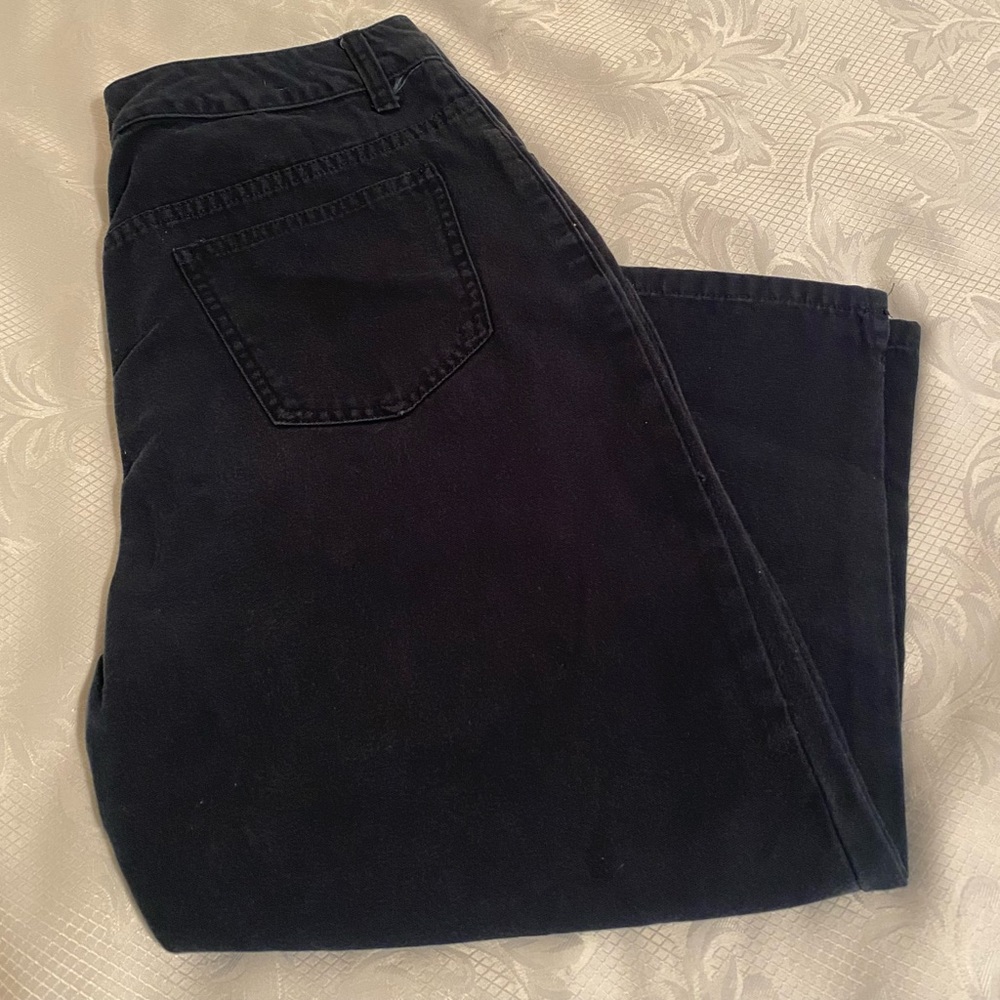 Women’s capris. Size 8